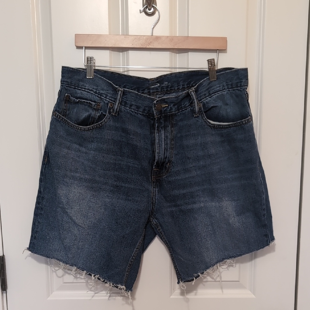 🦎 3 For 12 Old Navy Cut Off Shorts